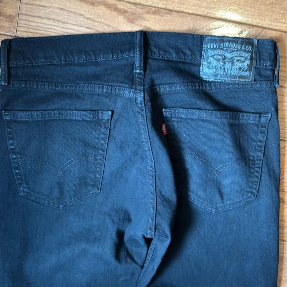 Levi's 511™ Slim Fit Men's Jeans in Black